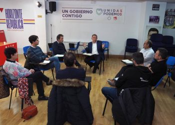 Enrique Santiago denuncia desde Valladolid la “muy importante dejadez de responsabilidades en materia de industria” del PP y Vox en Castilla y León