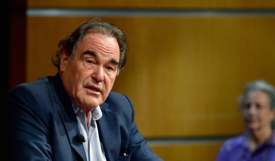 Oliver Stone acusa a EE.UU. de provocar el conflicto en Ucrania