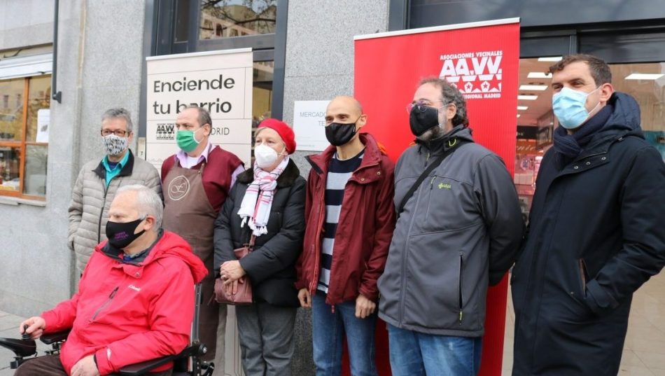 Asociaciones vecinales y de comerciantes lanzan una campaña de impulso a las tiendas de los barrios de Madrid para estas Navidades