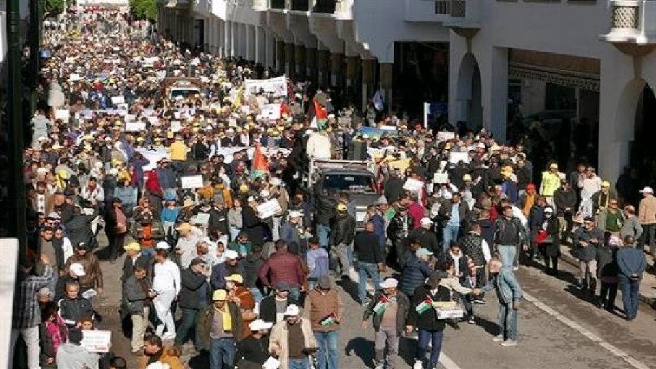 Marroquíes protestan contra la inflación y la pobreza