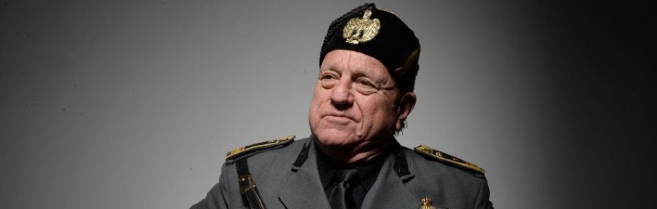 La Iglesia Patólica de Leo Bassi cumple 10 años el Día de los Inocentes, y lo celebra con Yo, Mussolini en el Teatro del Barrio