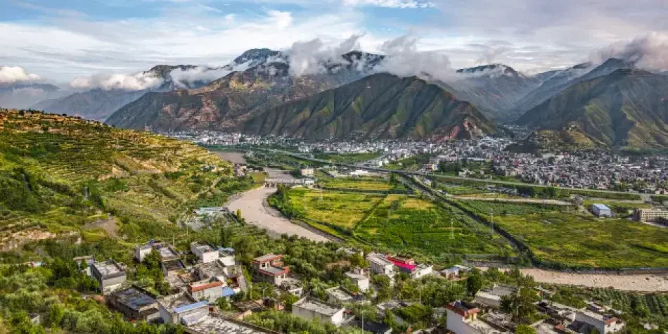 Aceite de oliva producido en ciudad china de Longnan se exporta por primera vez a España