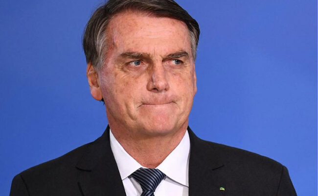 El ex presidente brasileño Jair Bolsonaro, condenado por delito sexual