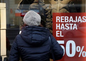 Consumo responsable de ropa: ¿sabemos cuánta se recicla y cómo contamina?