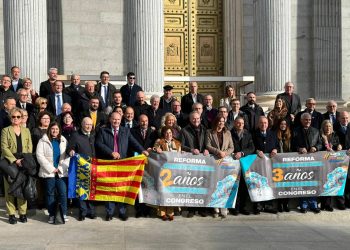 <strong>Compromís califica de traición el pacto de PSOE y PP para reformar la Constitución dejando de banda el derecho civil valenciano</strong>