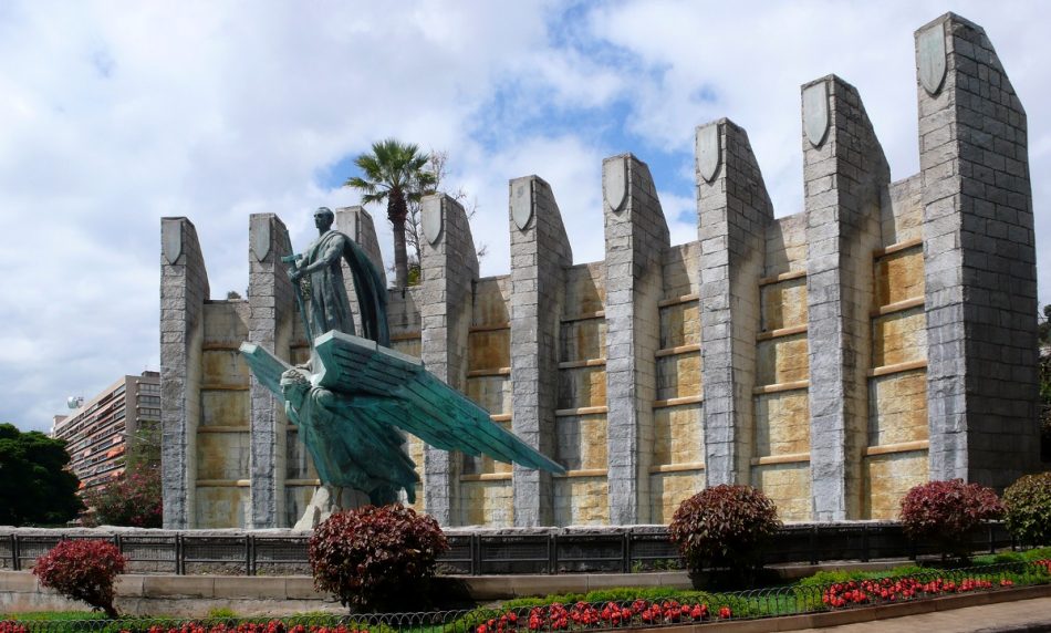 El Tribunal Superior de Justicia de Canarias (TSJC)  sentencia la «protección cautelar» del «Monumento del Ángel», que exalta al dictador Franco en Santa Cruz de Tenerife