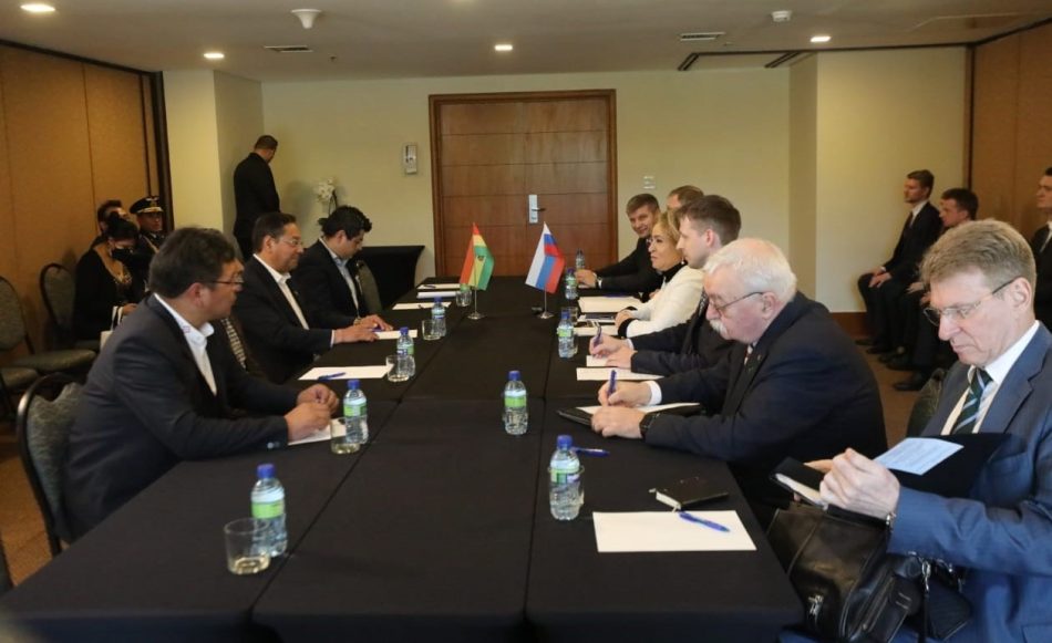 Bolivia y Rusia acuerdan fortalecer cooperación en tecnología, energía, comercio y educación