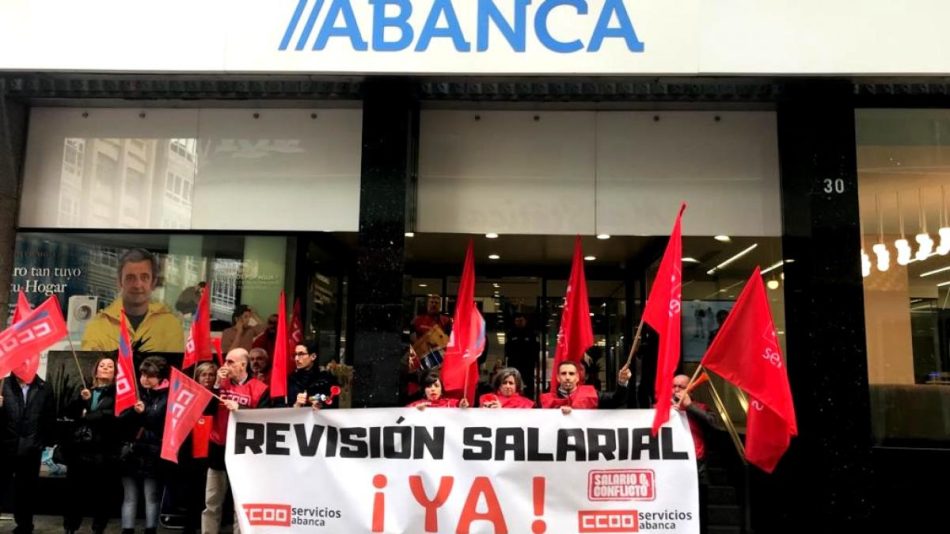 Continúan as mobilizacións para esixir melloras salariais en Abanca