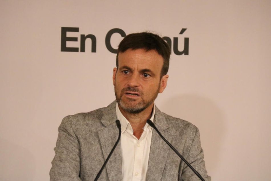 Jaume Asens y Joan Mena solicitan a Interior investigar el bulo de los 1.600 migrantes empadronados en una vivienda de Barcelona