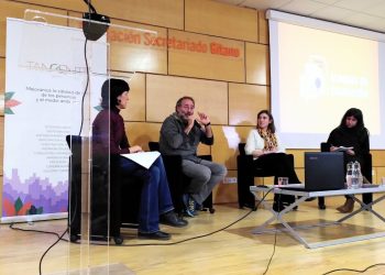 “Bloques en Transición” aterriza en Vallecas con una gran acogida entre las vecinas y vecinos del barrio