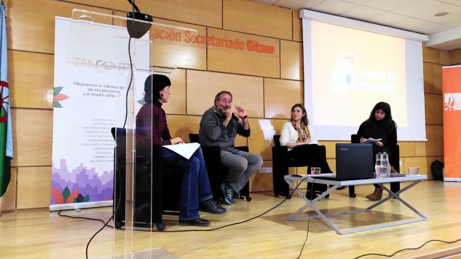 “Bloques en Transición” aterriza en Vallecas con una gran acogida entre las vecinas y vecinos del barrio