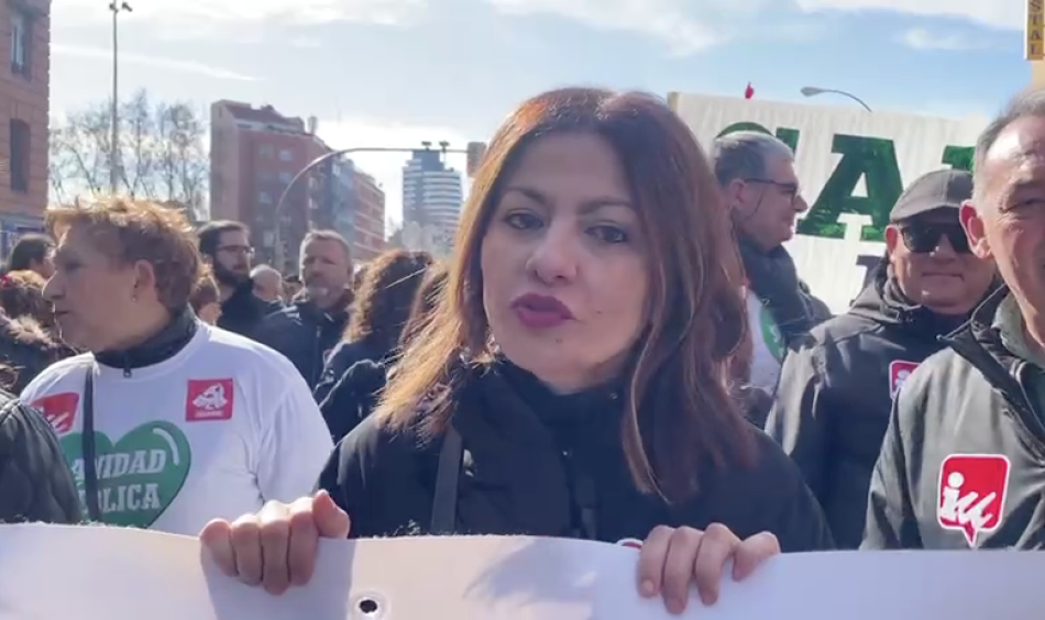 Rego exige a Ayuso desde la manifestación en defensa de la Sanidad que “deje de recortarnos la vida, que deje de recotar los servicios públicos y las condiciones laborales del personal sanitario”