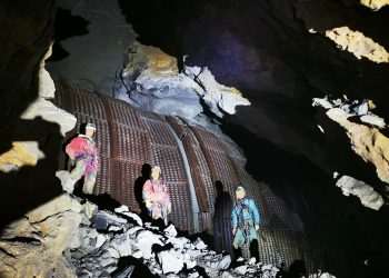 Cueva de Leze Txiki: el patrimonio arqueológico más antiguo de EH destrozado por el TAV