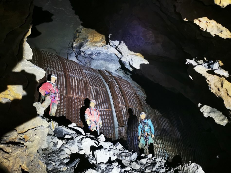 Cueva de Leze Txiki: el patrimonio arqueológico más antiguo de EH destrozado por el TAV