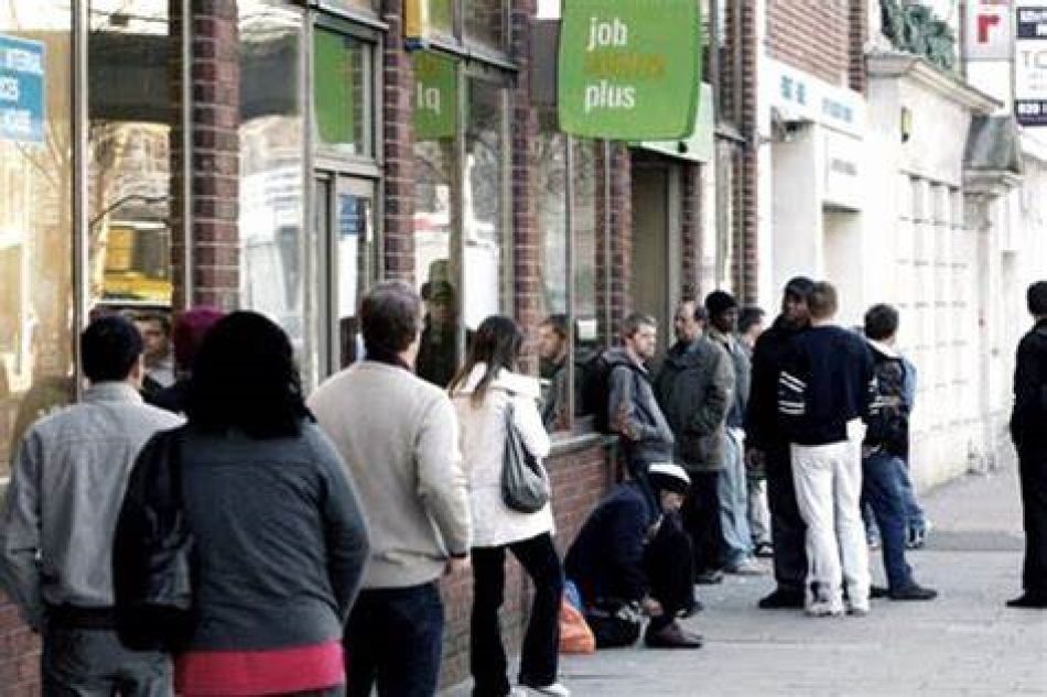 Descienden las cifras de actividad laboral en Reino Unido