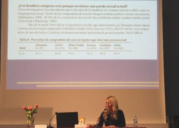 Kajsa Ekis Ekman: «En Suecia se ha trasladado el estigma de ejercer la prostitución, al estigma de ser putero. Nadie está orgulloso de comprar sexo»