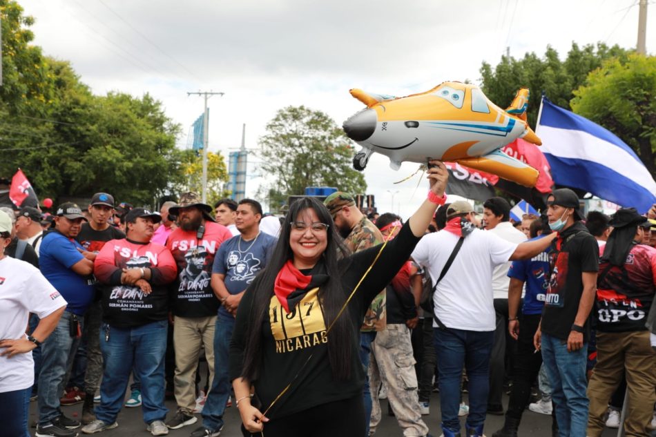 El pueblo y los otros: los privilegiados, traidores y mentirosos