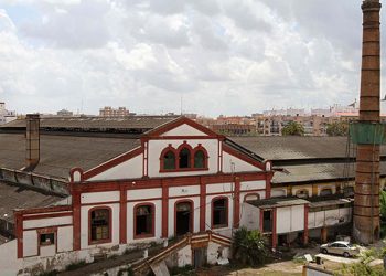 Sandra Heredia reclama una serie de medidas para revitalizar y evitar el aislamiento del barrio Retiro Obrero (Sevilla)