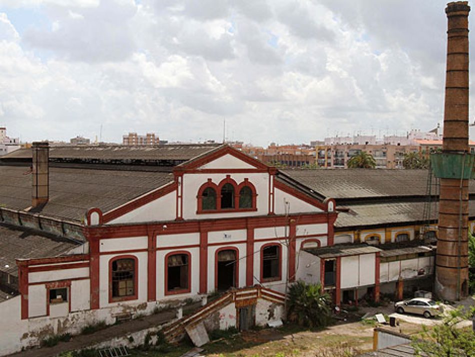 Sandra Heredia reclama una serie de medidas para revitalizar y evitar el aislamiento del barrio Retiro Obrero (Sevilla)