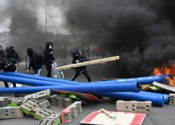 Siguen en Francia protestas contra reforma de pensiones de Macron