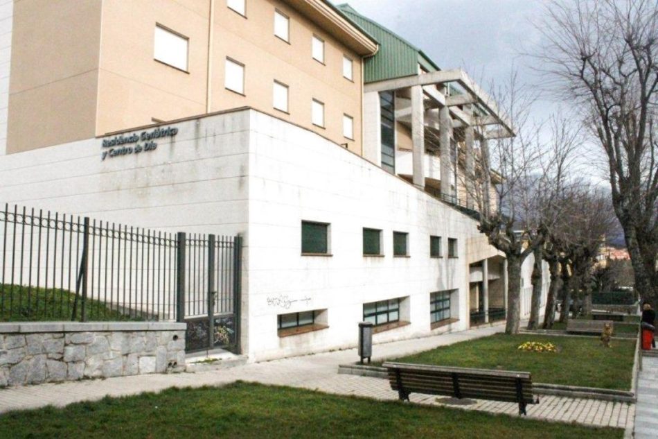 La sarna aparece en una residencia de San Lorenzo de El Escorial y se expande a otras, por la negativa a dar la baja médica a los y las profesionales contagiados