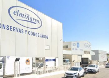 Un trabajador muere decapitado por un montacargas en situación irregular en la empresa de conservas y congelados Elmiñarro