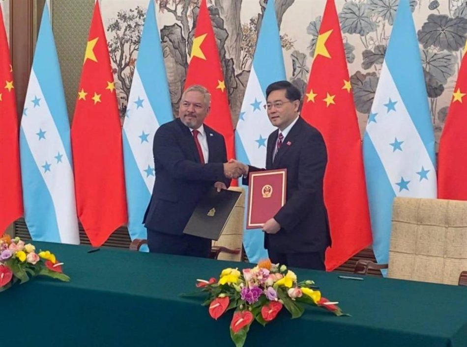 Honduras y China anuncian el establecimiento de relaciones diplomáticas
