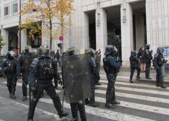 Escala la polémica en Francia por los excesos policiales durante las protestas