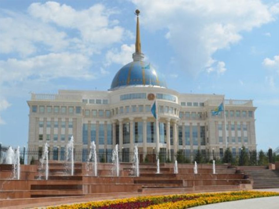 Dimite gobierno kazajo ante nueva legislatura