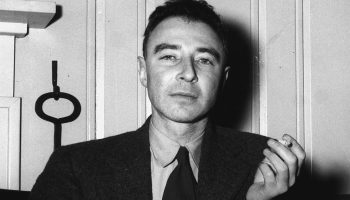 Oppenheimer, el hombre que robó el rayo a los dioses