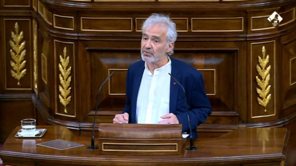 Pablo Jiménez, diputado de Esquerra Unida en Baleares, reclama en el Pleno del Congreso medidas para garantizar “el derecho a una vivienda digna” y “acabar con la especulación”