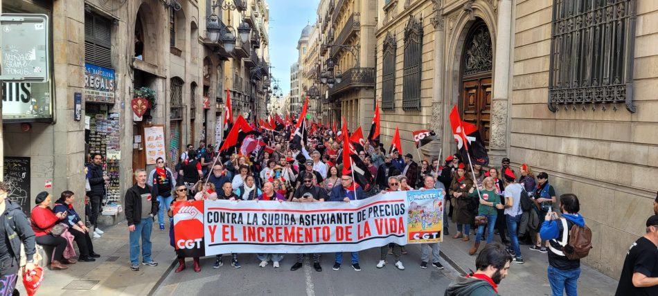 Crónica de la manifestación «contra la subida asfixiante de los precios y la pérdida de poder adquisitivo» en Barcelona