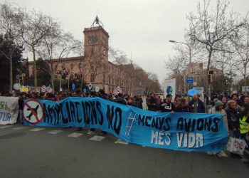 Apoyan las movilizaciones de Barcelona contra megainfraestructuras contaminantes