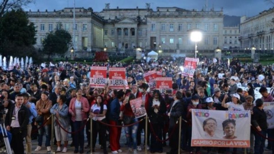 Gobierno de Colombia presenta proyecto de ley de reforma laboral