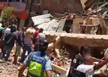 Aumenta la cifra de fallecidos en el terremoto de Ecuador