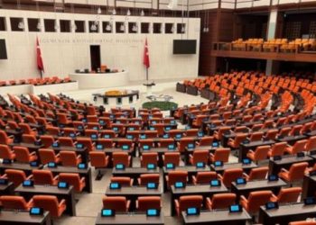 Parlamento de Türkiye ratifica entrada de Finlandia a la OTAN