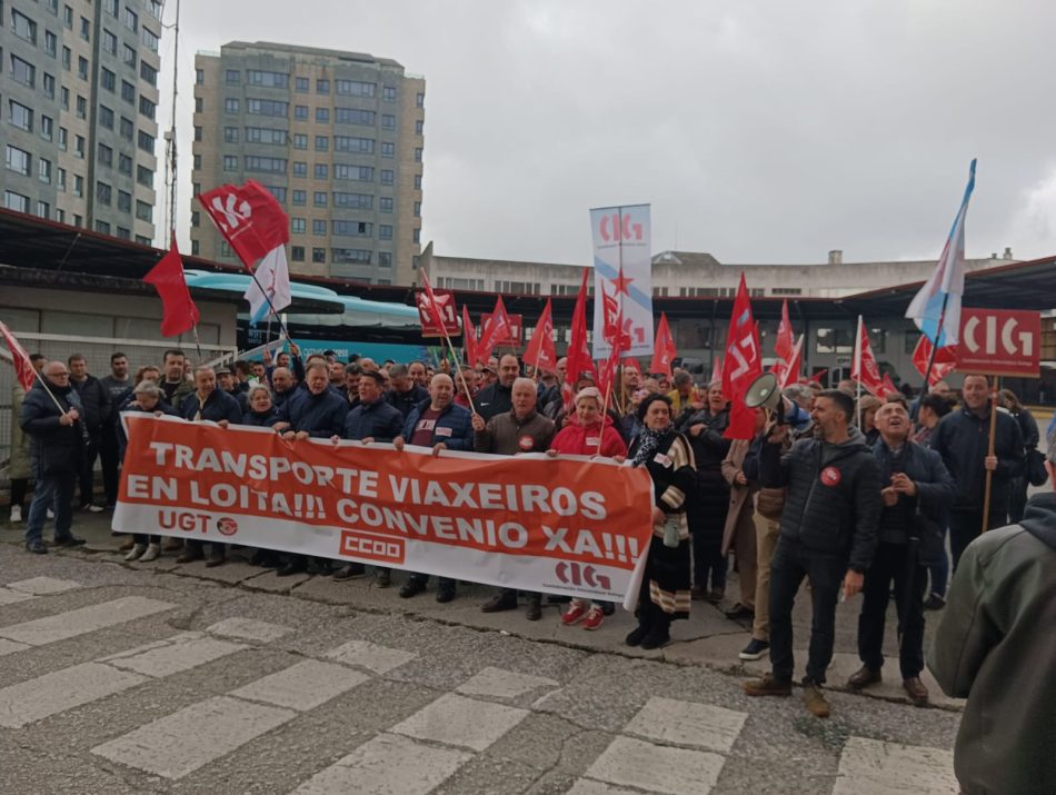 Éxito rotundo da folga no transporte de viaxeiros/as para demandar convenios dignos