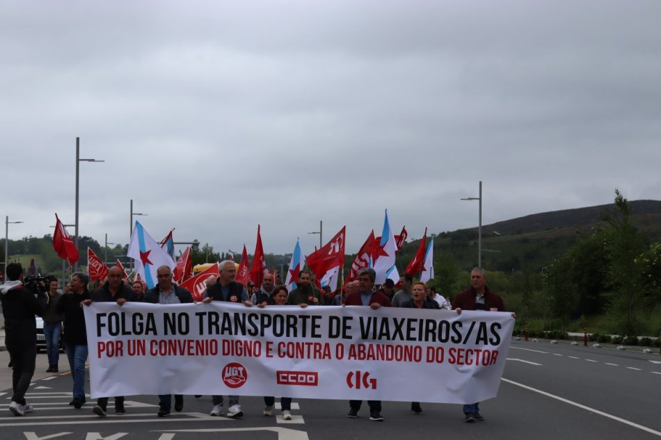 O Transporte de viaxeiros/as prepara as xornadas de folga dos días 27 e 28 de abril cunha manifestación en Santiago