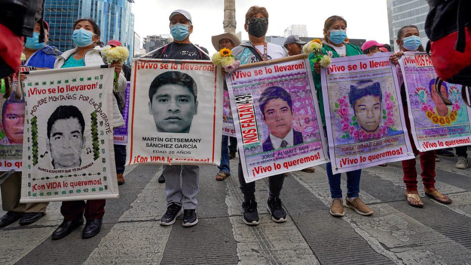 Expertos independientes denuncian que el Ejército «oculta información» del caso Ayotzinapa