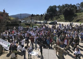 Vecinos de seis pueblos del Nordeste de Segovia se manifiestan contra la apertura de una mina de cuarzo de más de 1.600 hectáreas