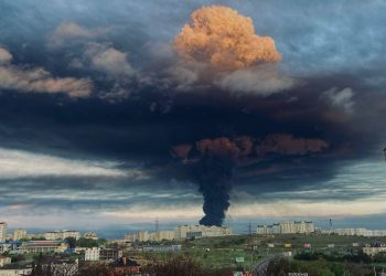 Un ataque ucraniano provoca el incendio de un depósito de combustible en Crimea