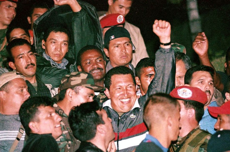 A 21 años del quebrantamiento del hilo constitucional en Venezuela