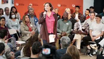 Colau crida a donar suport a Sumar: «Demà moltes de nosaltres estarem molt felices d’acompanyar Yolanda Díaz»