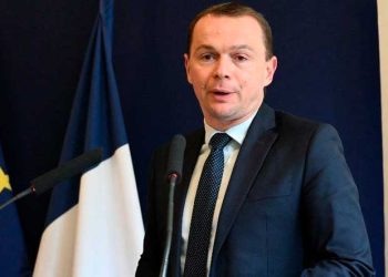 Gobierno francés confirma aplicación de reforma de las pensiones