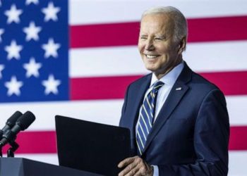 Biden oficializa aspiraciones de reelección presidencial