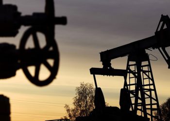 Los precios del petróleo suben a nivel internacional por tercera semana consecutiva