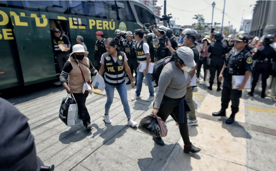 Informe sobre Perú de la Defensoría del Pueblo halla vulneraciones de derechos en las protestas sociales