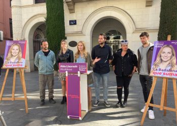 Aïda Llauradó presenta el cartell de campanya de Badalona En Comú Podem sota el lema «La Badalona que suma»