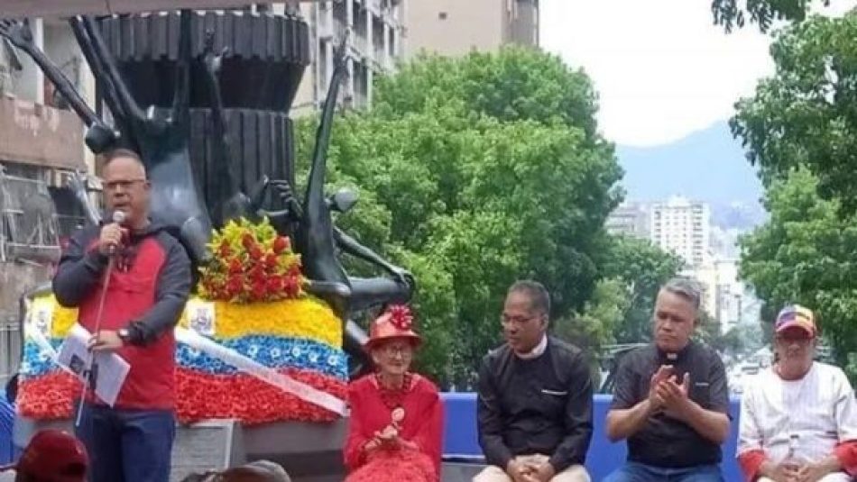 Rinden homenaje a víctimas del golpe de Estado de 2002 en Venezuela