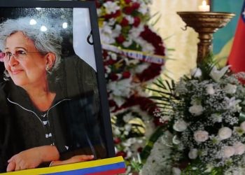 Rinden homenaje a ministra Tibisay Lucena en Venezuela